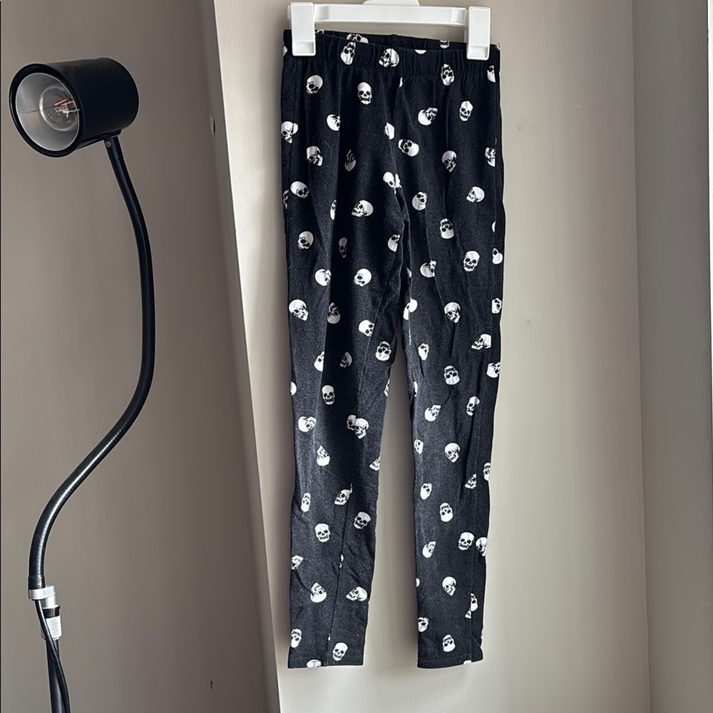 Hot Topic Black Stretchy Polka Dot Leggings